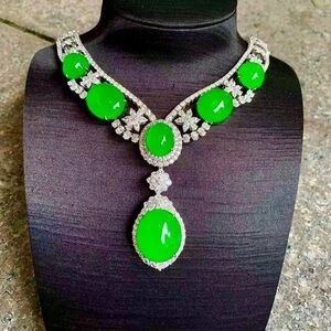 IYKYK: Top-tier Jadeite